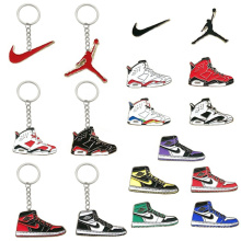 2021 Customizable Cheap wholesale metal keychain key holder design logo keychain